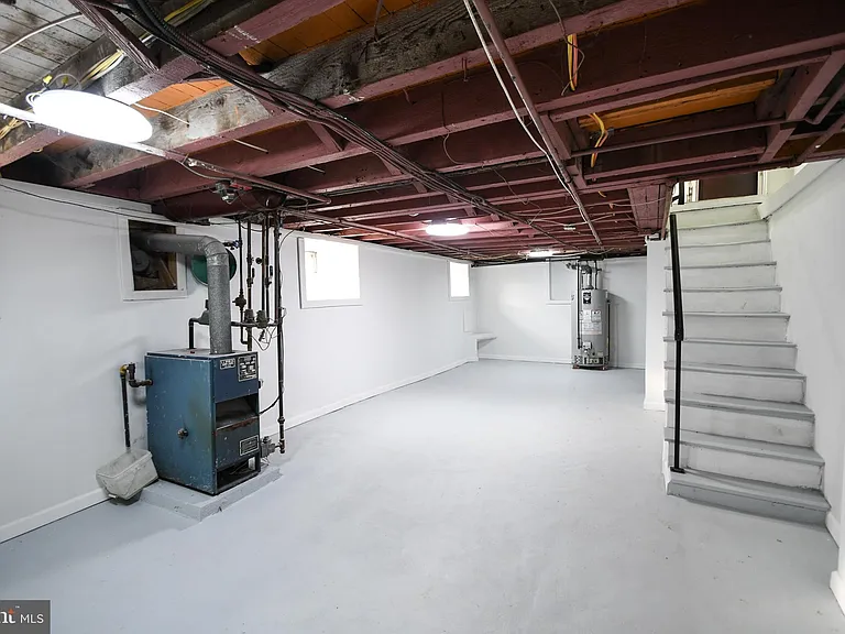 3817 Dennison Ave — Photo 22