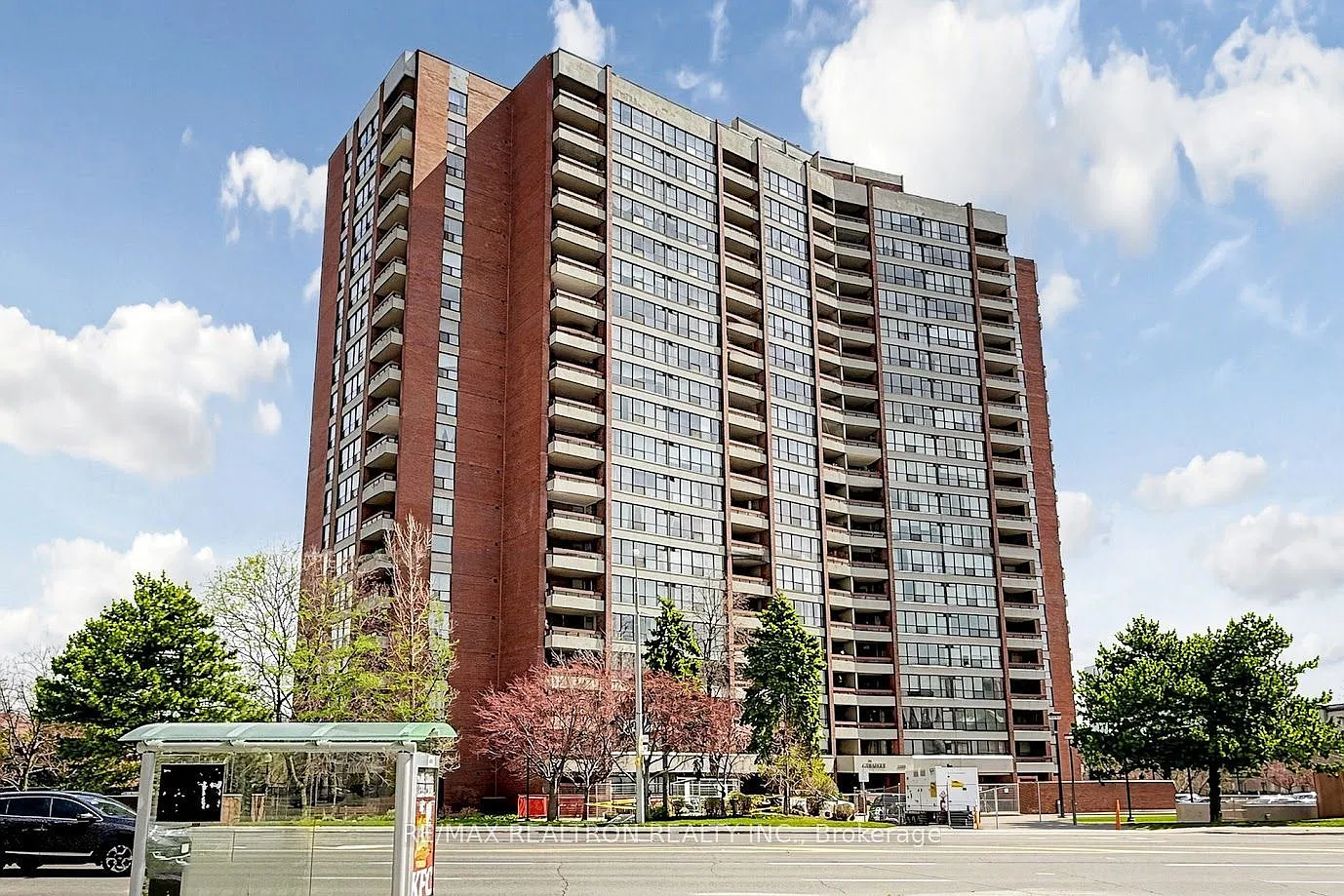 3 bed, $3,000 — Photo 1