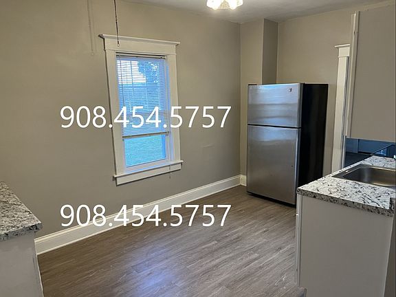 4th image of 720 Sigsbee Ave APT 1