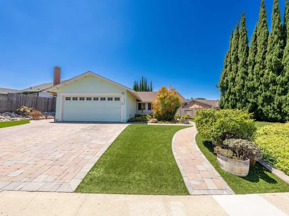 11151 Socorro St, San Diego, CA 92129