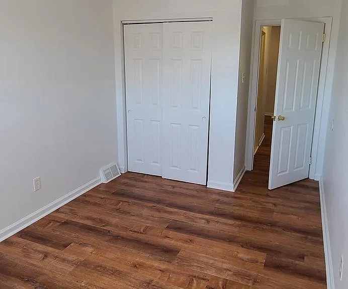 9403 Lansford St — Photo 9