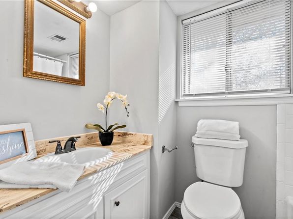 overland-park-kansas-75673854 picture