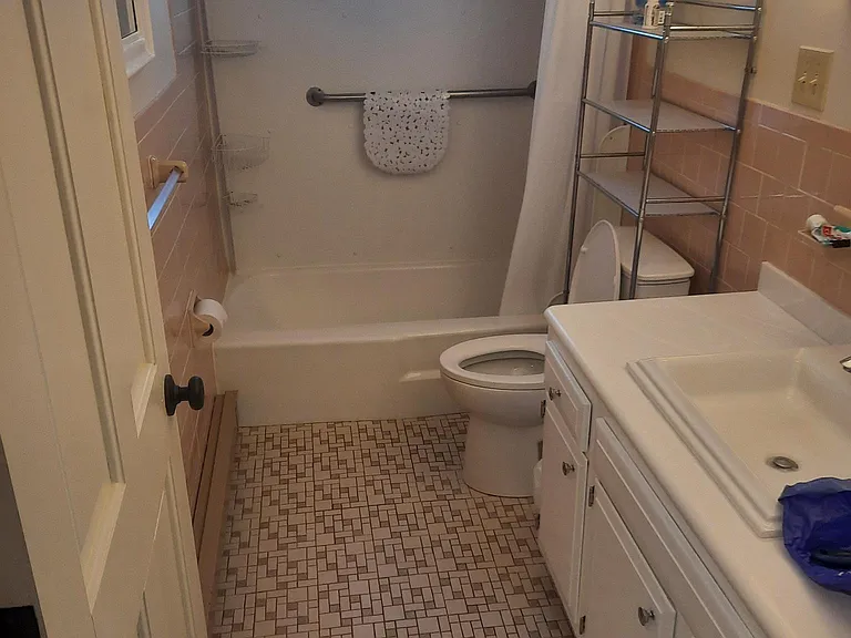 16 Bayberry Hill Rd — Photo 6