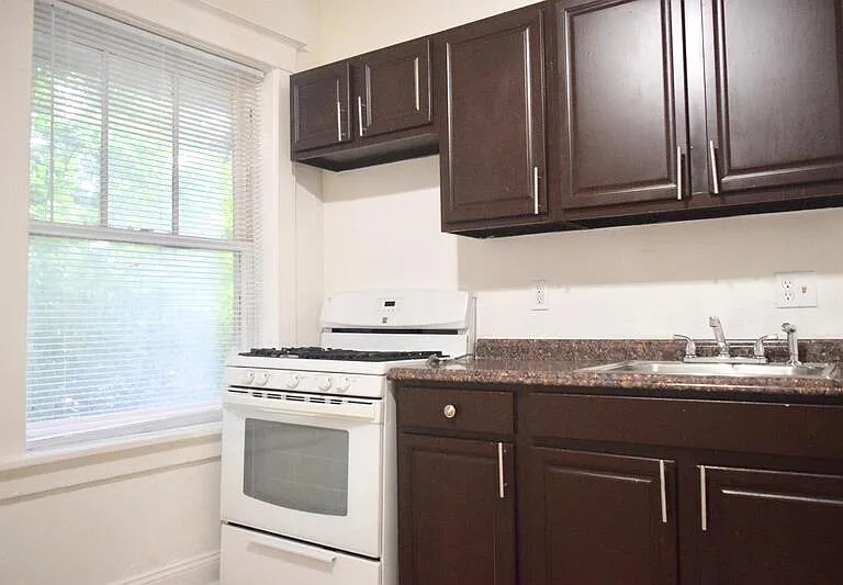 2749 Pestalozzi St #2W — Photo 10