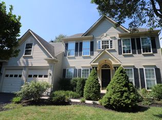 1712 Dearbought Dr, Frederick, MD 21701