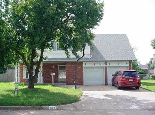 8104 NW 28th Ter, Bethany, OK 73008