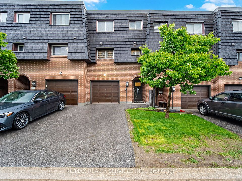 1st image of 154 Darras Ct