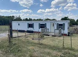 3628 Carver Rd Photo 1