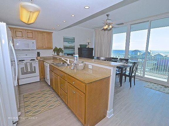 4th image of 1524 W Beach Blvd APT 406