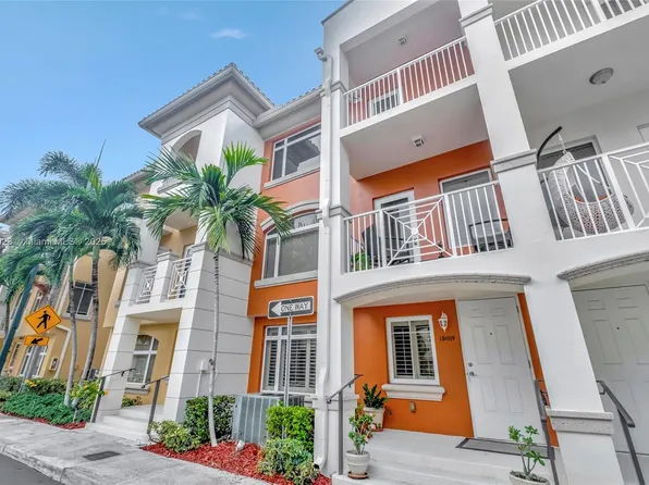 18409 NE 27th Ct Unit 156, North Miami Beach, FL 33160