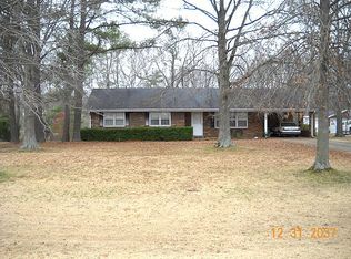 313 Harding Rd, Paris, TN 38242