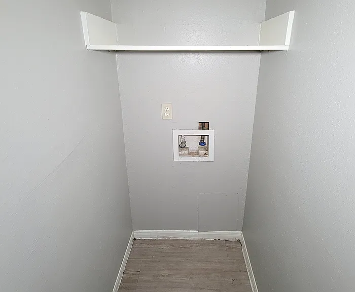 13611 Ravensway Dr #B — Photo 6