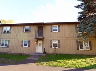 615 Mount Nemo Ave #F, Eau Claire, WI 54703