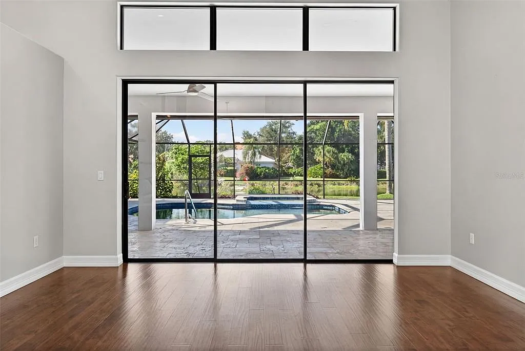 3 bed, 3.5 bath, 3168 sqft, $7,475 — Photo 3