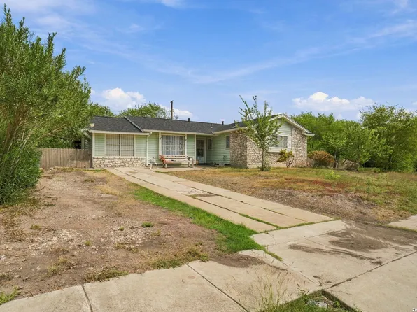 5703 Seacomber Pl, San Antonio, TX 78242