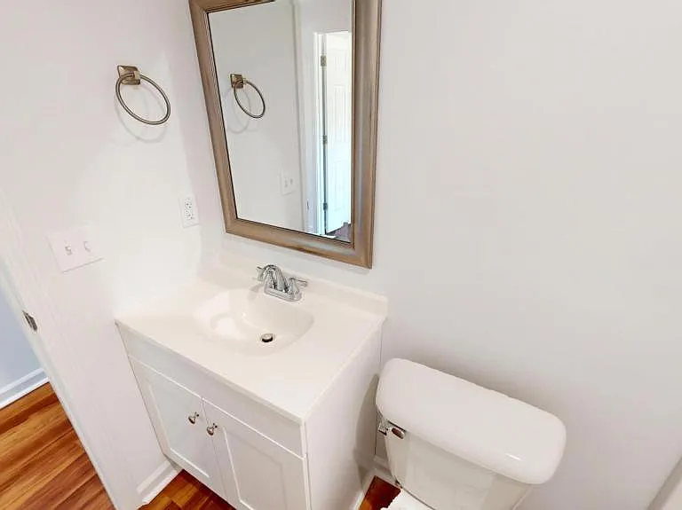 203 Charleston Dr — Photo 16