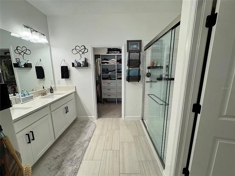 12842 Lily Quartz Loop — Photo 14