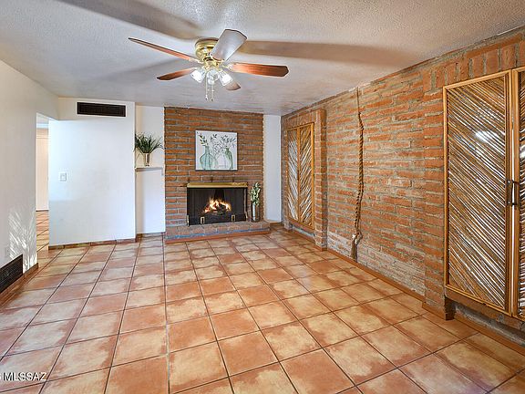 5th image of 3520 N Melpomene Way
