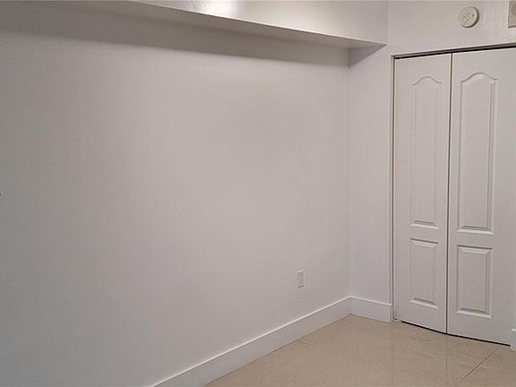 3rd image of 1200 Brickell Bay Dr APT 3216