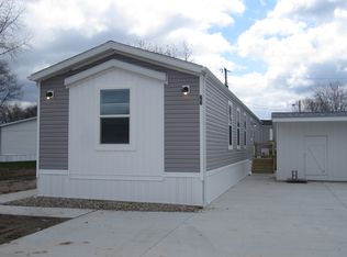 66 E St, Anderson, IN 46013
