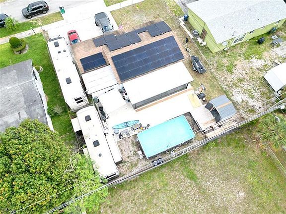 3rd image of 3200 NW 5th Street