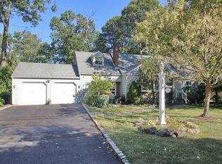 294 Garrett Rd, Mountainside, NJ 07092