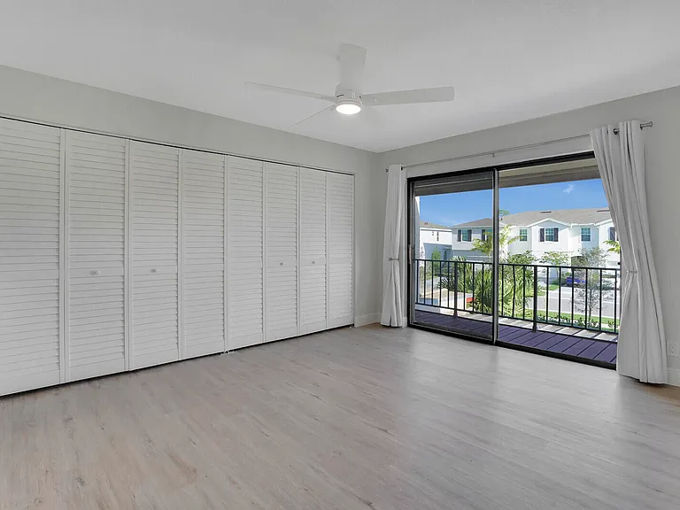 4373 Trevi Ct — Photo 16