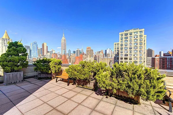 Sold by Halstead Real Estate | media 8