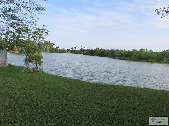 2nd image of 3814 Boca Chica Blvd