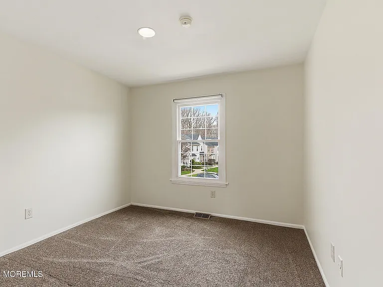 280 Fairfield Pl — Photo 19