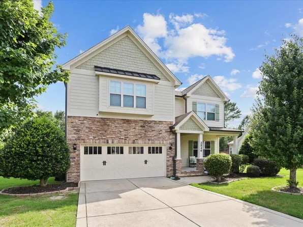 2524 Thorngrove Ct, Fayetteville, NC 28303