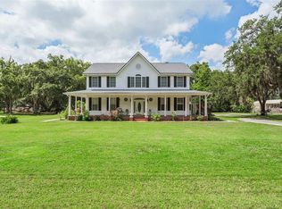 2207 Par Meadows Ln, Plant City, FL 33566