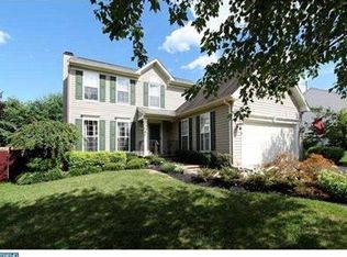 37 Waverly Dr, Lumberton, NJ 08048
