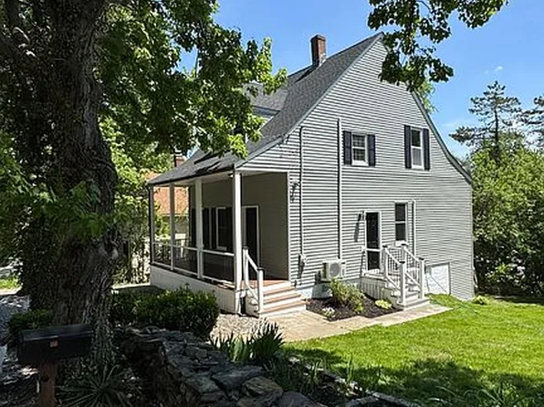 18 Baldwin St, Worcester, MA 01604