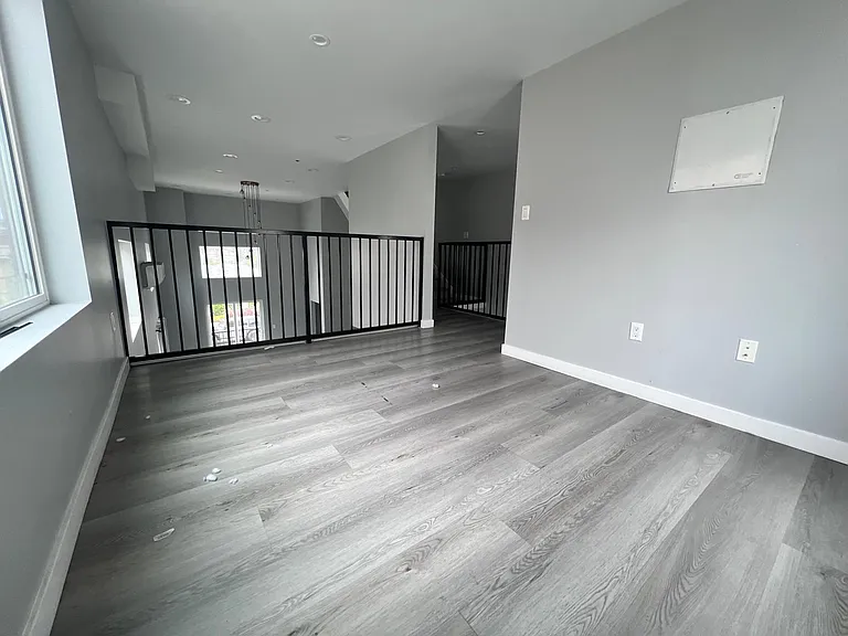 11344 Hatteras St #B12 — Photo 42