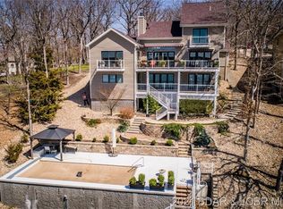 733 Imperial Point Dr, Four Seasons, MO 65049