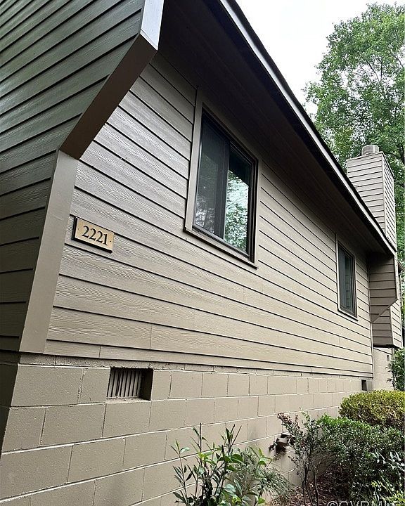 1st image of 2221 Rocky Point Pkwy