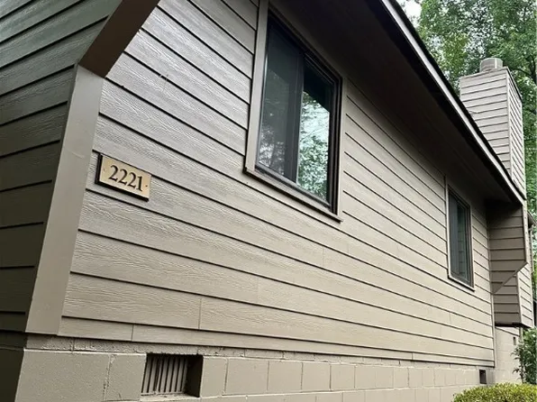 2221 Rocky Point Pkwy, Henrico, VA 23238
