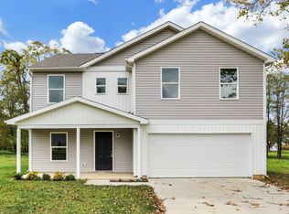 981 Woodland Springs Dr, Connersville, IN 47331