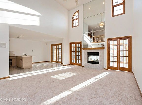 4th image of 4807 Meadow Lake Dr