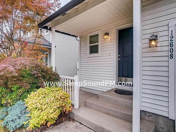 4th image of 12608 NE 26th St