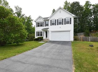 8523 Newton Ln, King George, VA 22485