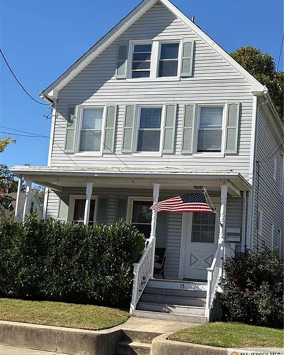 15 Van Liew Ave