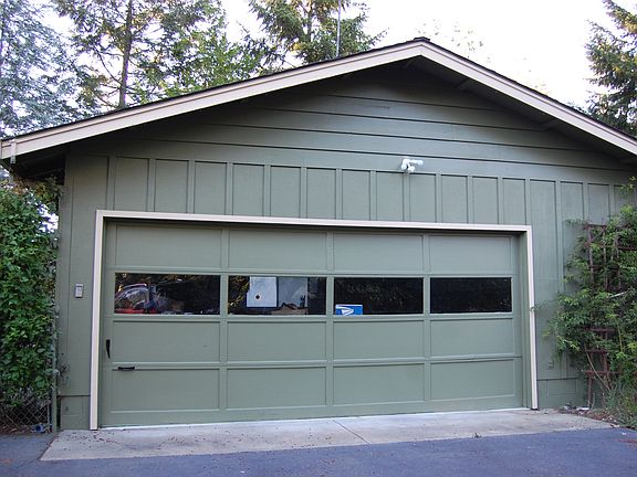 2 car garage 