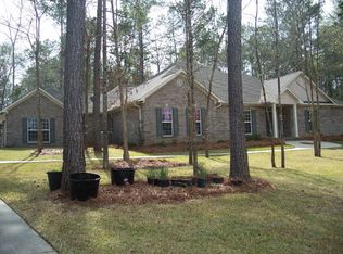 25215 Lake Courtney Ln, Andalusia, AL 36421