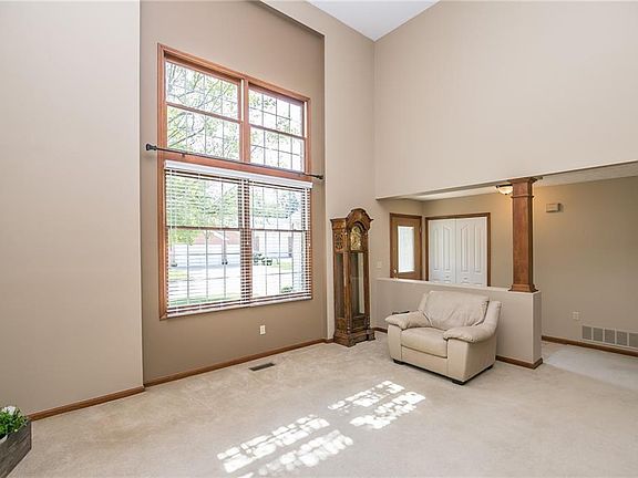 3rd image of 12322 Mulberry Cir
