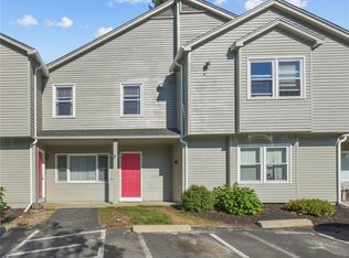 10 East St APT 309, Cranston, RI 02920