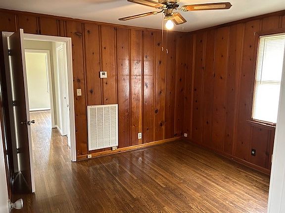 3rd image of 11 Dalewood Dr