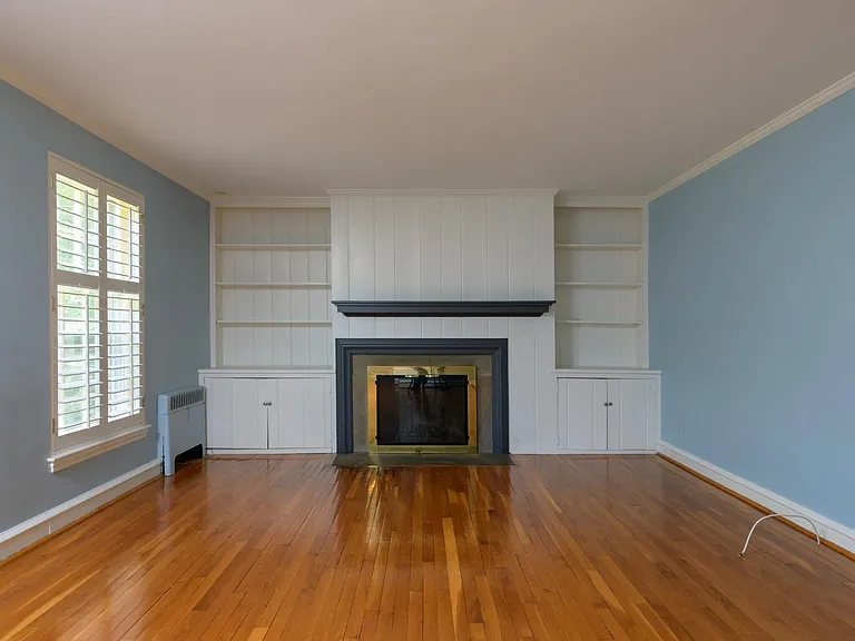 100 Pine Tree Rd — Photo 3
