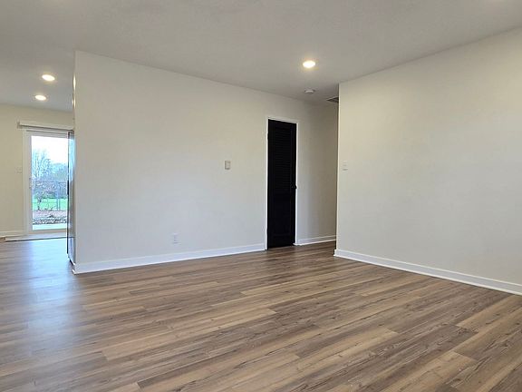 2nd image of 4712 N Kitley Ave